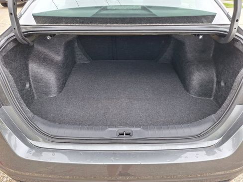 Used 2025 Nissan Altima 2.5 SV FWD image 25