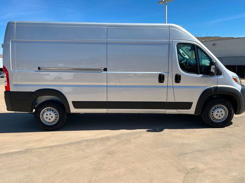 New 2026 RAM ProMaster 2500 FWD image 6