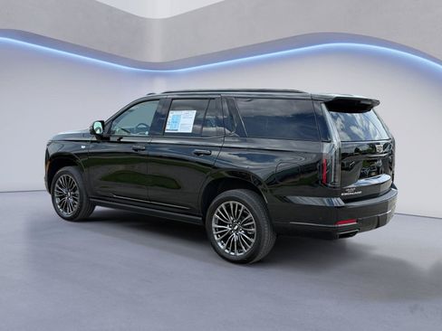 Used 2025 Cadillac Escalade Sport Platinum w/ LPO, Floor Liner Package AWD/4WD image 5
