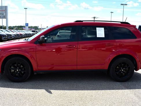 Used 2020 Dodge Journey SE w/ SE Popular Equipment Group FWD image 5