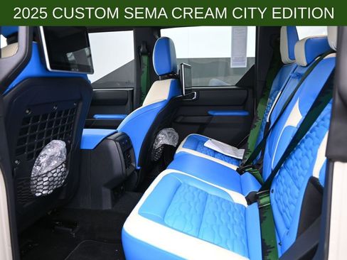 New 2025 Ford Bronco Badlands image 26