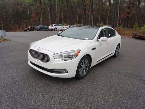 Used 2016 Kia K900 Luxury w/ Luxury VIP Package image 26
