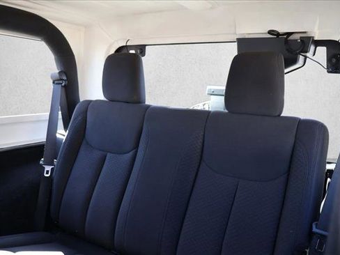 Used 2015 Jeep Wrangler Sport image 15