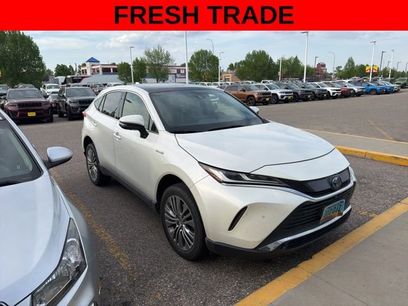 Used 2021 Toyota Venza Limited w/ Carpet Mat Package (TMS)
