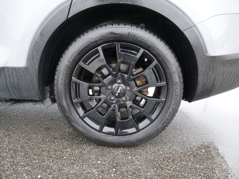 Used 2022 Kia Telluride EX w/ EX Premium Package image 12