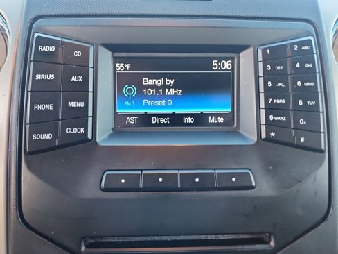 Used 2014 Ford F150 XLT w/ Equipment Group 301A Mid image 29