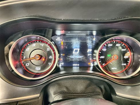 Used 2023 Dodge Charger SXT image 10