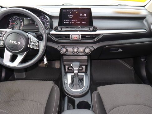 Used 2023 Kia Forte LXS image 10