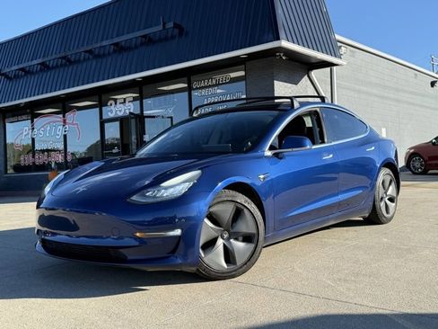 Used 2020 Tesla Model 3 Long Range image 18