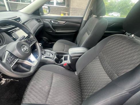 Used 2018 Nissan Rogue S FWD image 9