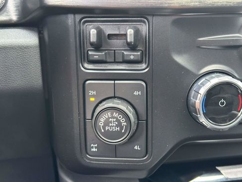 Used 2023 Ford F250 Lariat w/ Lariat Ultimate Package image 24