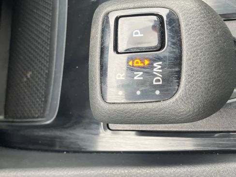 Used 2025 Nissan Rogue SV FWD image 27