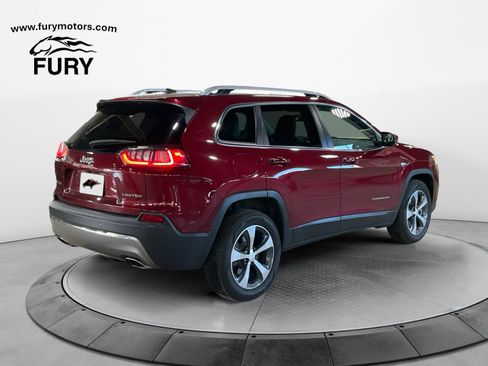 Used 2019 Jeep Cherokee Limited AWD/4WD image 3