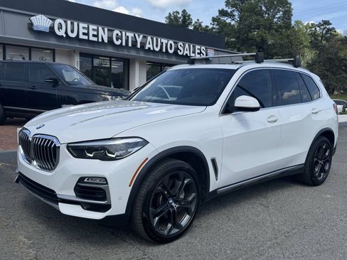 Used 2019 BMW X5 xDrive50i w/ Luxury Seating Package AWD/4WD image 2