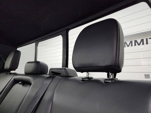 Used 2022 Ford F250 Lariat w/ Tremor Off-Road Package image 41