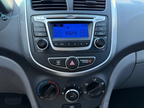 Used 2014 Hyundai Accent GS FWD image 6