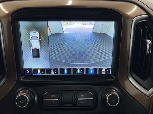 Used 2020 Chevrolet Silverado 2500 High Country w/ Z71 Off-Road Package AWD/4WD image 24