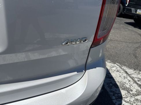 Used 2013 Ford Explorer XLT AWD/4WD image 10