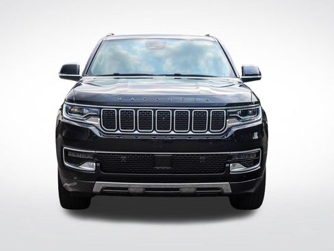 Used 2022 Jeep Wagoneer Series III w/ Premium Group I AWD/4WD image 8