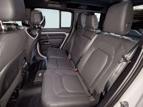 New 2026 Land Rover Defender 110 X-Dynamic SE AWD/4WD image 25