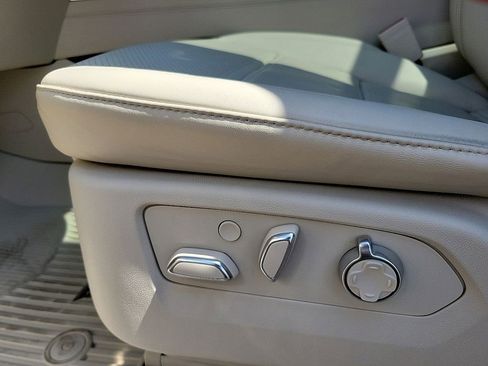 Certified 2025 Cadillac Escalade ESV Sport Platinum w/ LPO, ONYX Package AWD/4WD image 13