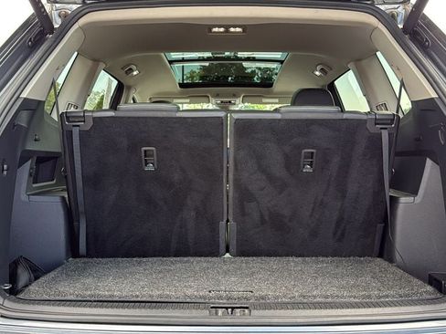 Used 2024 Volkswagen Atlas SE w/ Panoramic Sunroof Package AWD/4WD image 29