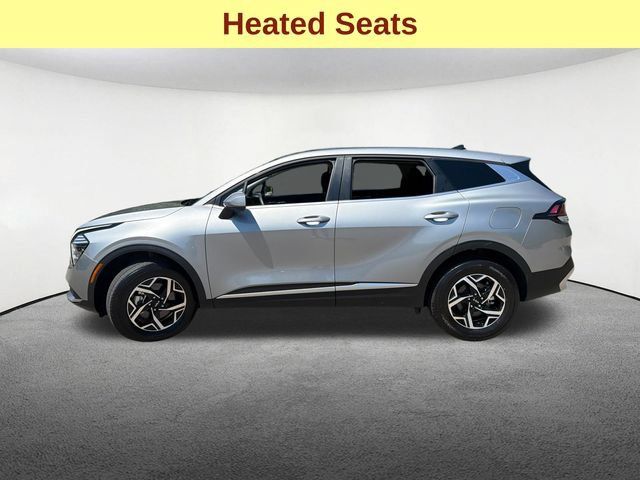 Used 2025 Kia Sportage LX AWD/4WD image 5
