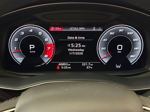 Used 2021 Audi Q8 Premium Plus w/ Premium Plus Package image 18