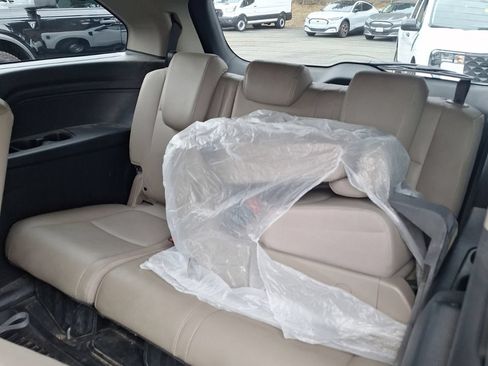 Used 2018 Honda Odyssey EX-L image 17