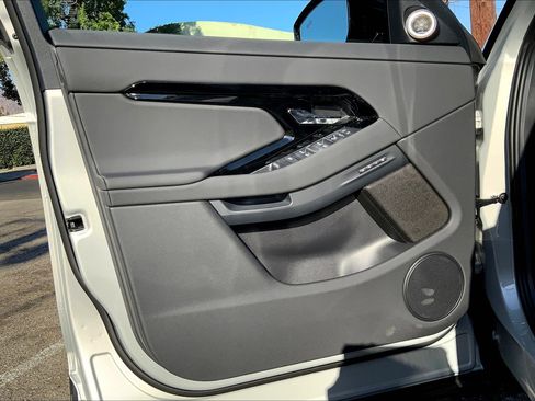 New 2026 Land Rover Range Rover Evoque S image 11