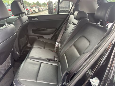 Used 2021 Kia Sportage EX FWD image 11