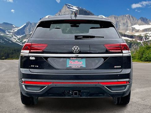 Used 2022 Volkswagen Atlas Cross Sport SE image 4