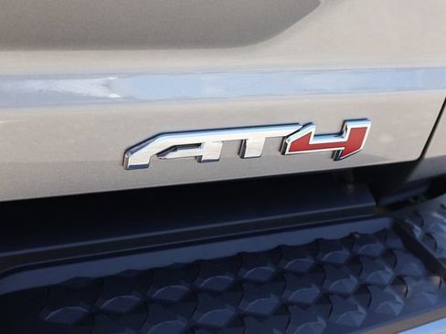 New 2026 GMC Canyon AT4 AWD/4WD image 8
