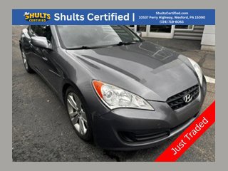 Used 2010 Hyundai Genesis 2.0T RWD image 1