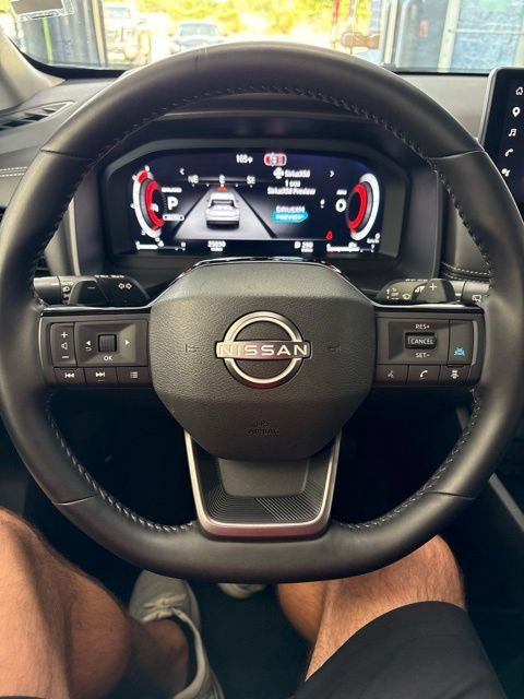 Used 2026 Nissan Rogue SL AWD/4WD image 8