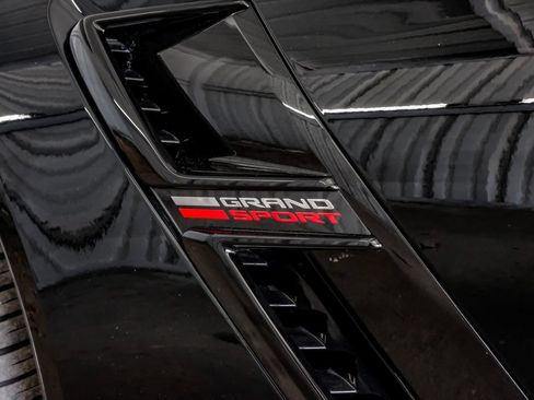 Used 2017 Chevrolet Corvette Grand Sport RWD image 46
