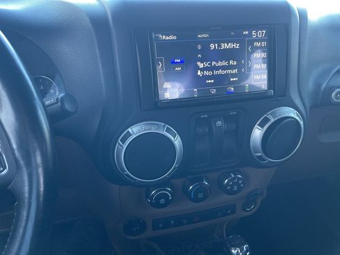 Used 2011 Jeep Wrangler Sahara w/ Trailer Tow Group AWD/4WD image 10