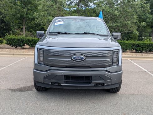 Used 2023 Ford F150 Lightning Lariat w/ Equipment Group 511A High AWD/4WD image 9