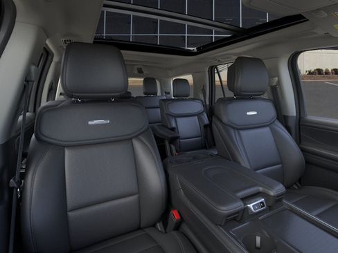 New 2026 Ford Expedition Platinum w/ Driver's Package AWD/4WD image 33