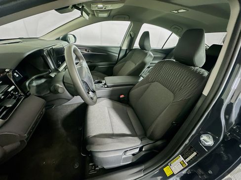 Used 2026 Toyota Camry LE image 13