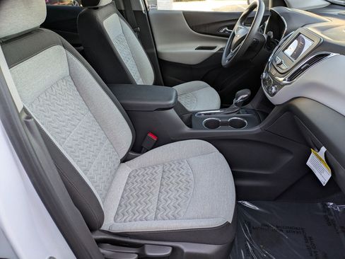 Certified 2023 Chevrolet Equinox LS image 27
