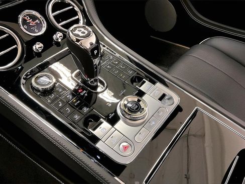 New 2024 Bentley Continental GT image 12