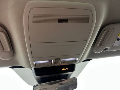 Used 2025 MAZDA CX-30 AWD 2.5 S w/ Preferred Package image 24