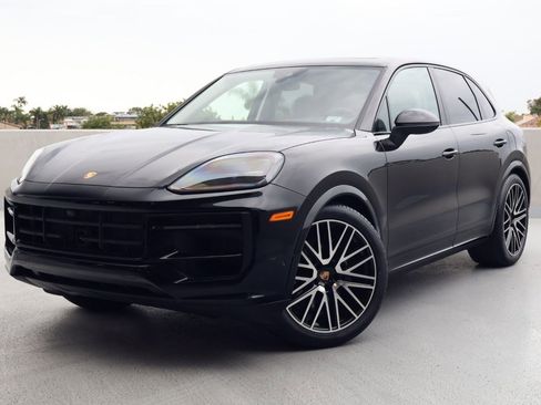New 2026 Porsche Cayenne image 1