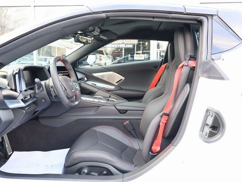 New 2026 Chevrolet Corvette E-Ray w/ Battery Protection Package image 12