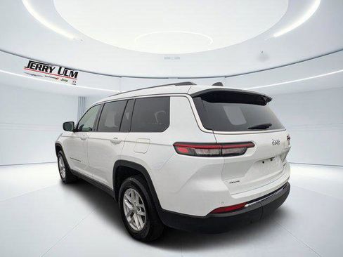 Certified 2023 Jeep Grand Cherokee L Laredo image 5