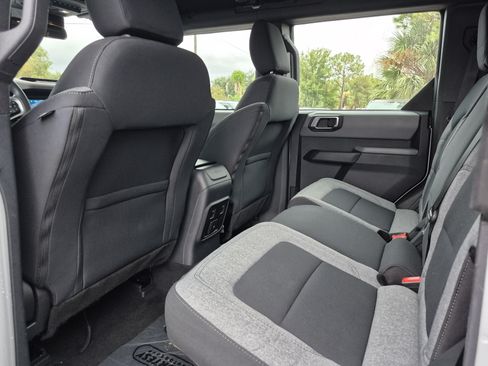 Used 2022 Ford Bronco 4-Door w/ Sasquatch Package AWD/4WD image 19