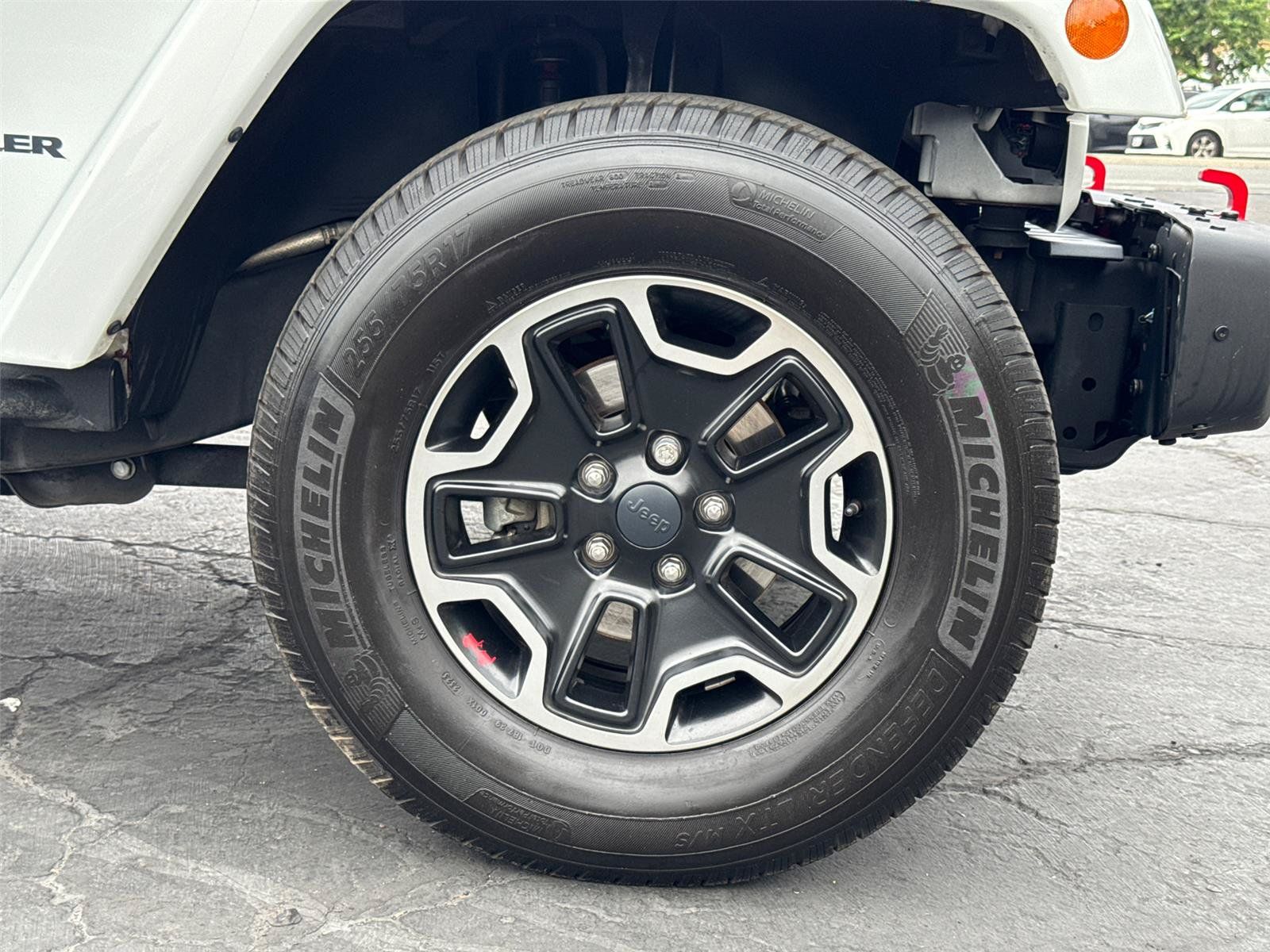 Used 2017 Jeep Wrangler Rubicon AWD/4WD image 6