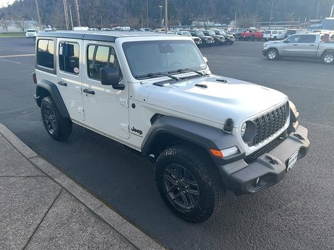 New 2026 Jeep Wrangler Unlimited Sport image 12