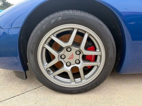 Used 2002 Chevrolet Corvette Z06 RWD image 24